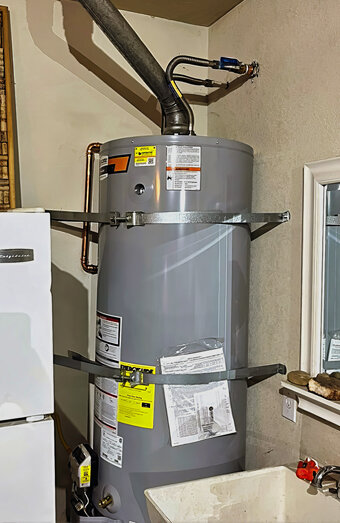 https://landsdalehotwater.com.au/uploads/2025/06/electric-hot-water-system-58767.jpg